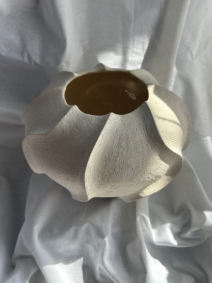 Rooted Vase - Wazon Ceramiczny Ręcznie Formowany 25cm